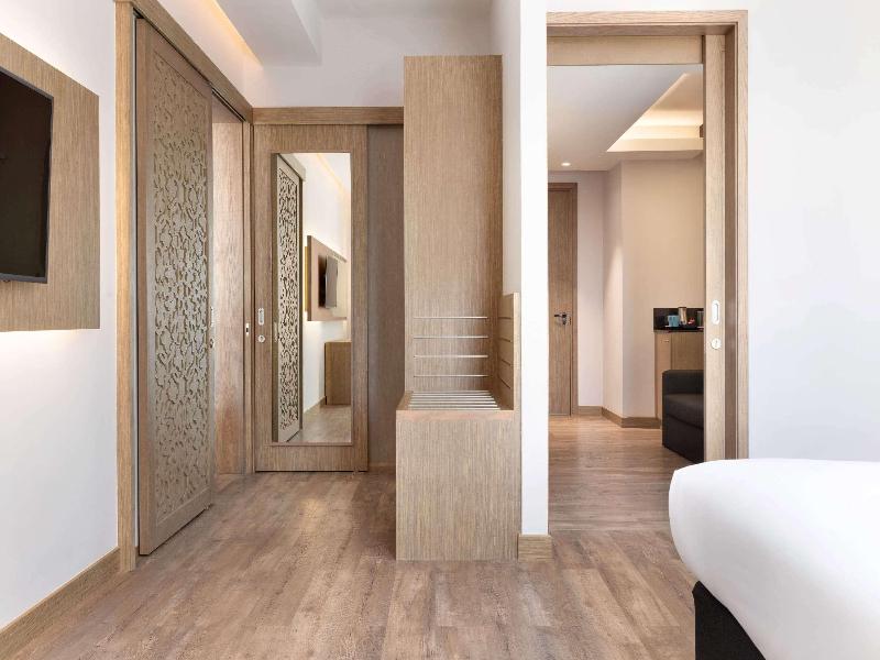 Ramada Encore By Wyndham Muscat Al Ghubra - Oda