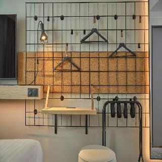 Moxy Nice
