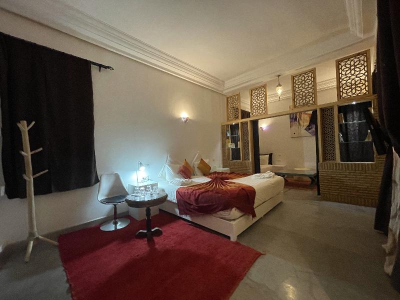 Riad Samarine - Oda