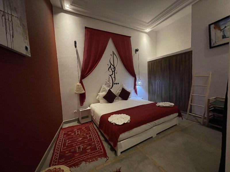 Riad Samarine - Oda