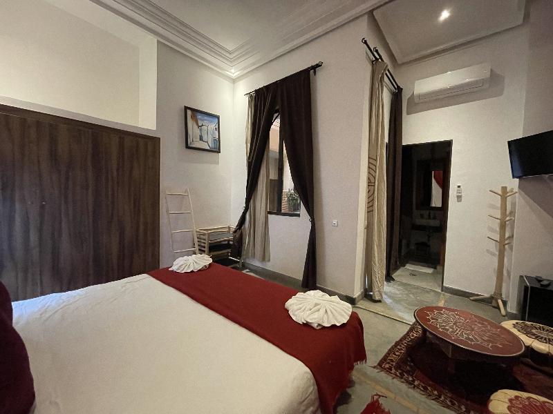 Riad Samarine - Oda