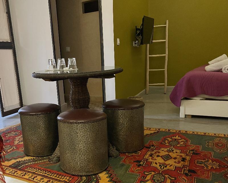 Riad Samarine - Oda