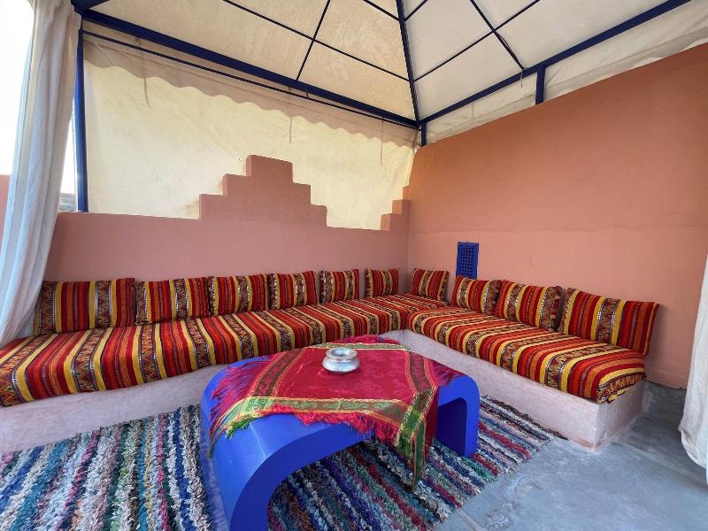 Riad Samarine - Oda