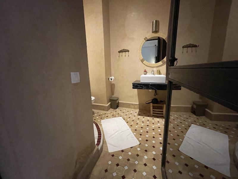 Riad Samarine - Oda