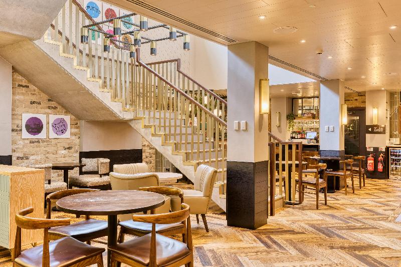 Hub by Premier Inn London Camden - Bar