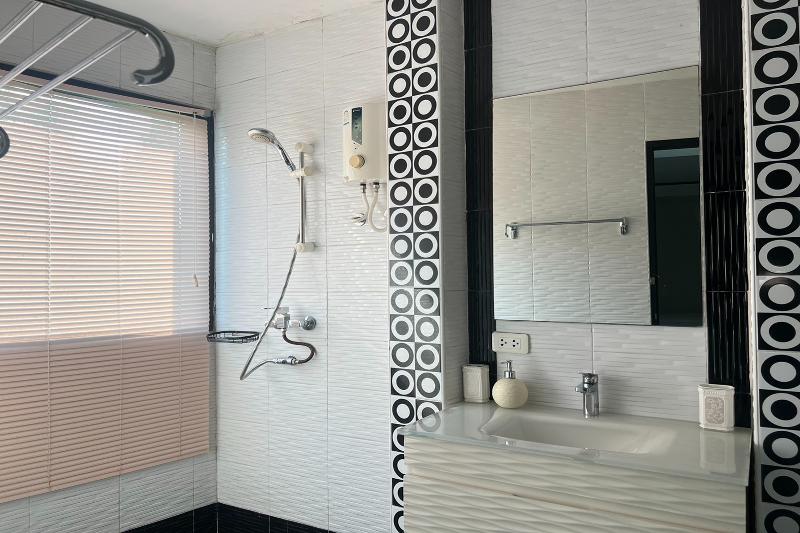 Bkl Pool Villa Pattaya By Zuzu - Oda