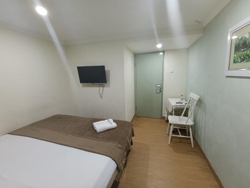 Mamifokobo Guest House By Zuzu - Oda