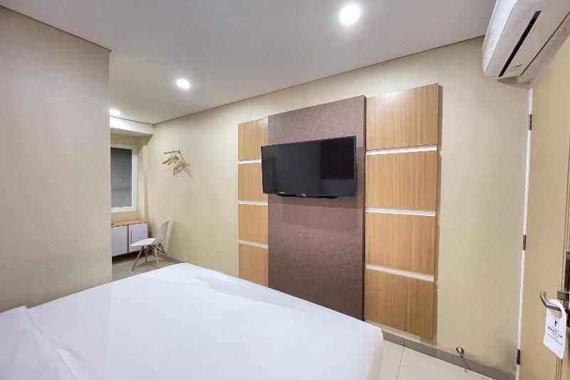 Hotel Lengkong 2 By Zuzu - Oda