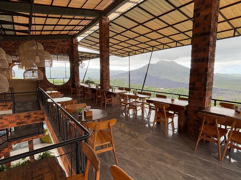 Caldera Hotel & Restaurant By Zuzu - Restoran