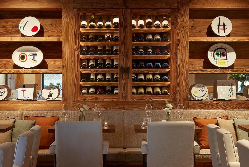 Miiro The Mansard Gstaad - Restoran