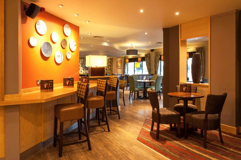 Premier Inn East Midlands Airport - Restoran