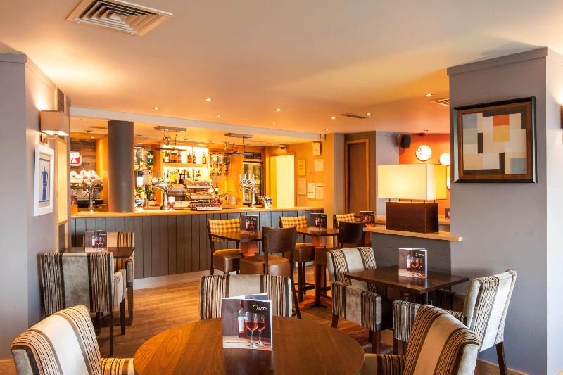 Premier Inn East Midlands Airport - Restoran