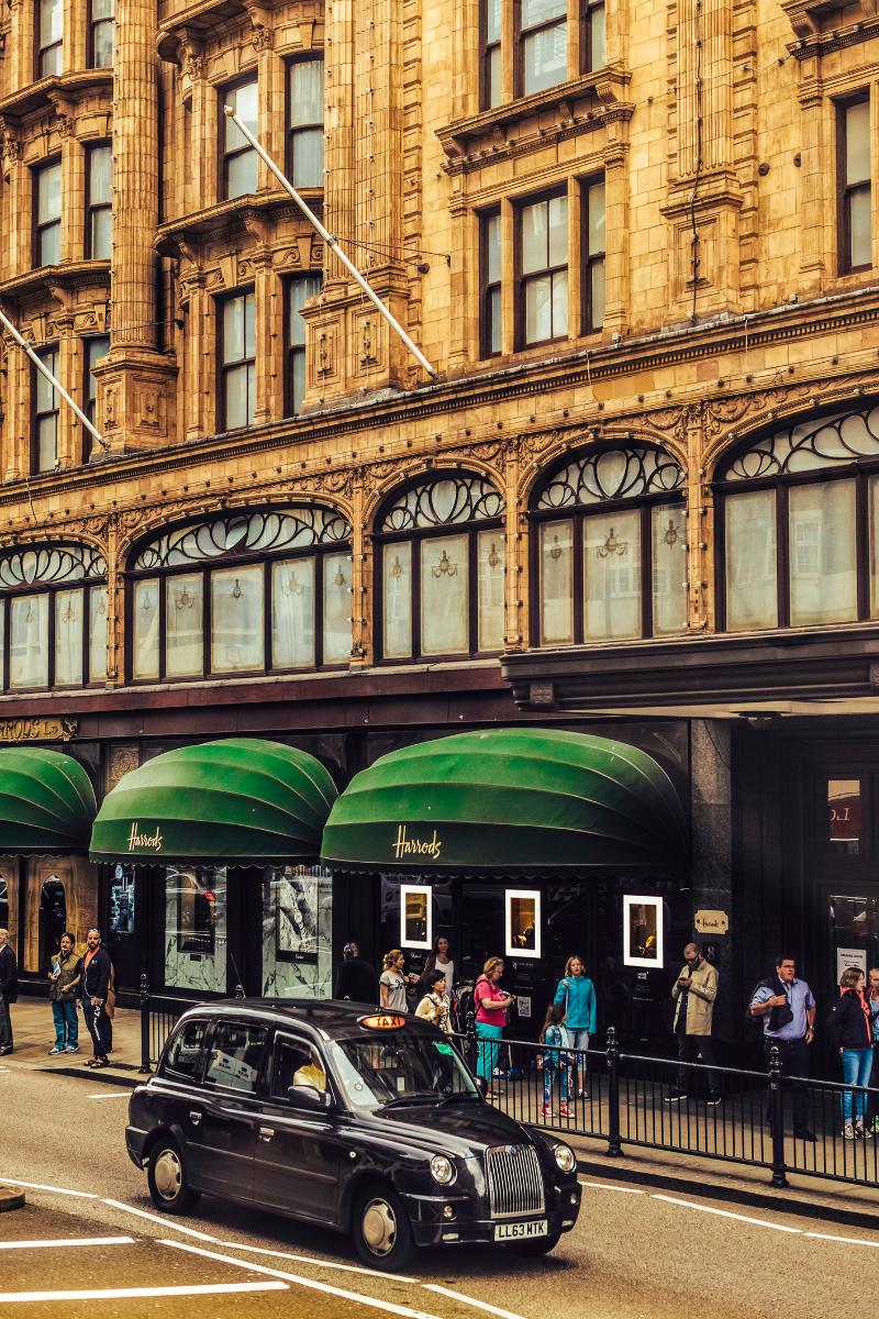Zedwell Knightsbridge - Genel
