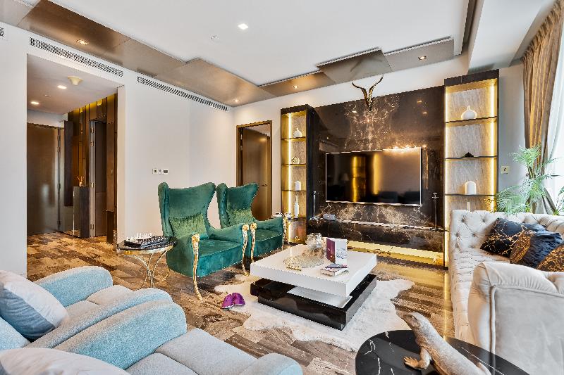 High End Holiday Homes - Oda
