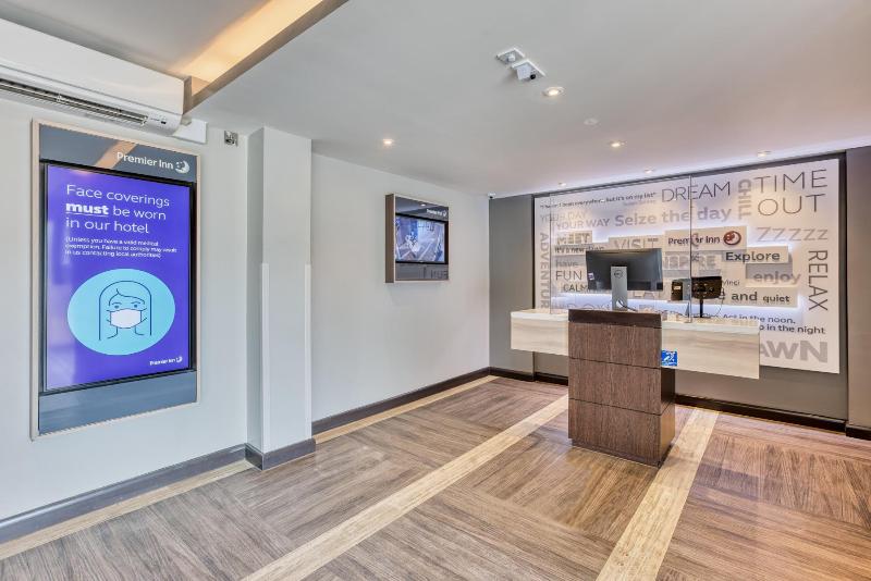 Premier Inn Harlow East - Church Langley - Lobi