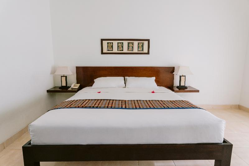 Legong Keraton Beach Hotel - Oda