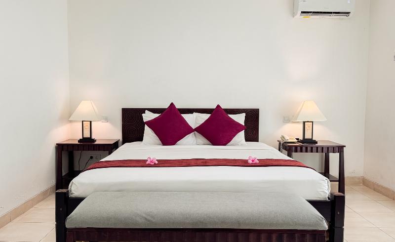 Legong Keraton Beach Hotel - Oda