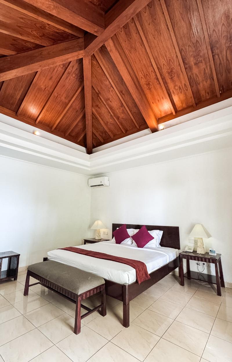 Legong Keraton Beach Hotel - Oda
