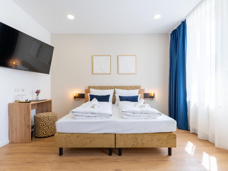 Chérisy Hotel Konstanz - Self Check-in Only - Oda