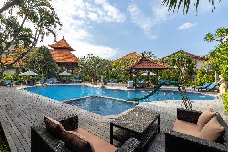 Adi Dharma Hotel Kuta - Havuz