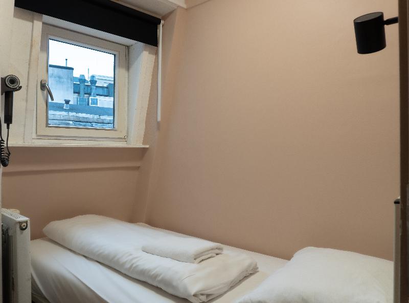 Cs Hotel Amsterdam - Oda