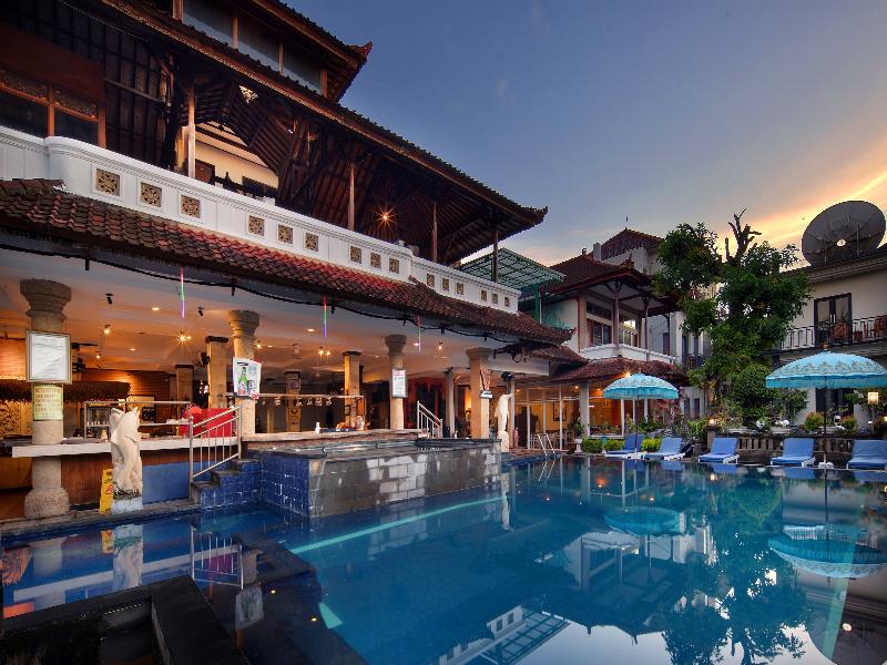 Legian Village Hotel - Havuz
