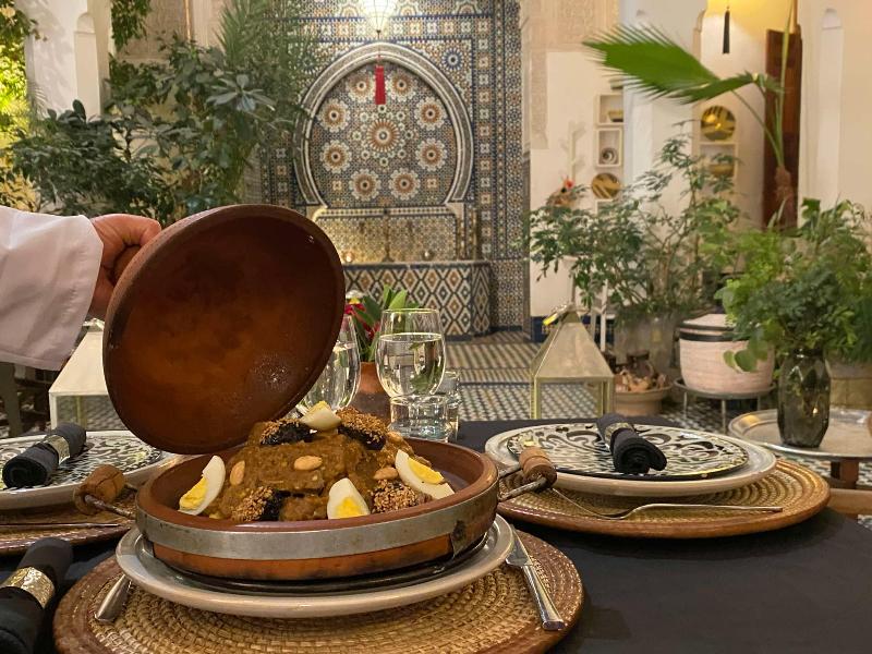 Dar 7 Louyat - Restoran