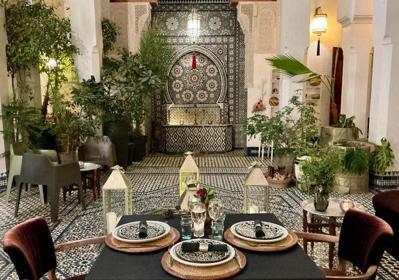 Dar 7 Louyat - Restoran