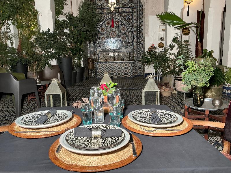 Dar 7 Louyat - Restoran