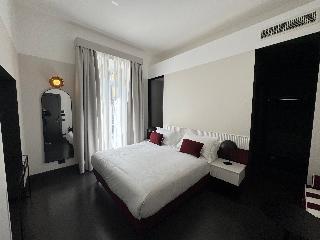 Adaram Suites