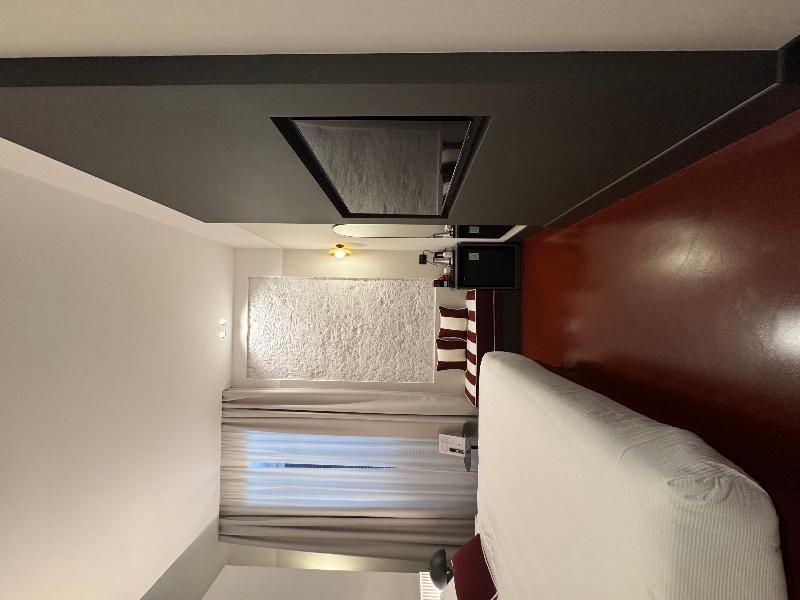 Adaram Suites - Oda