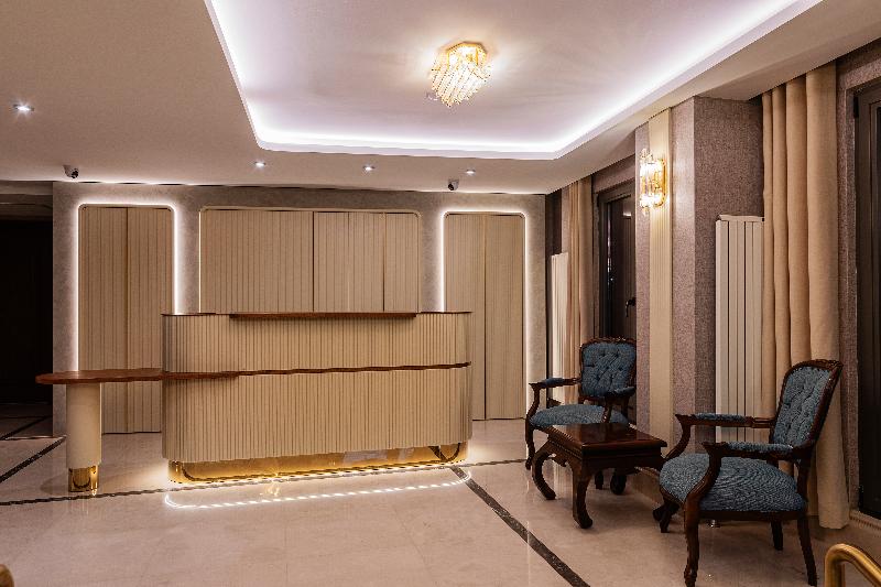 Triton Hotel - Lobi