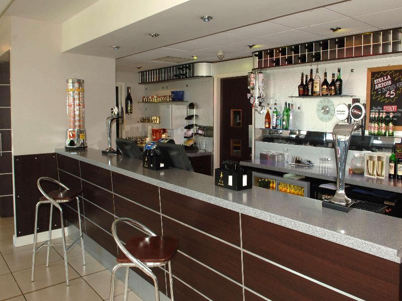 International Hotel - Bar