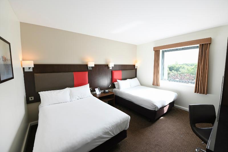 International Hotel - Oda