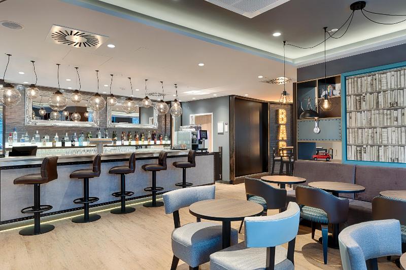 Premier Inn Berlin City Wilmserdorf - Bar
