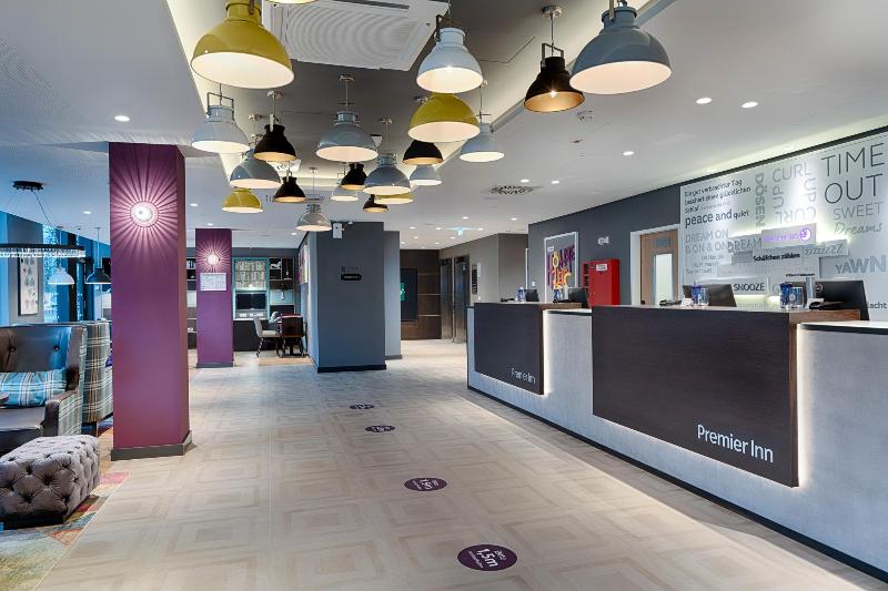 Premier Inn Berlin City Wilmserdorf - Lobi