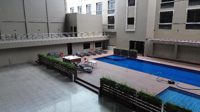 Aglow Hotel Harbor Bay Batam - Havuz