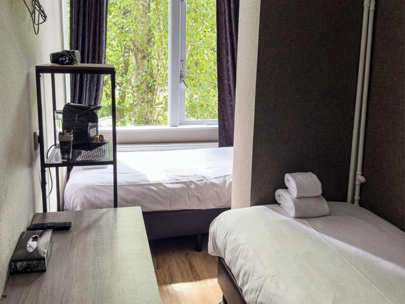 Vondel Garden Hotel - Oda