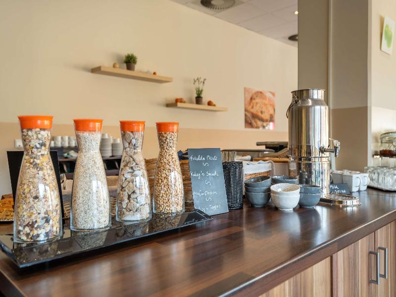 Premier Inn Berlin City Süd - Restoran