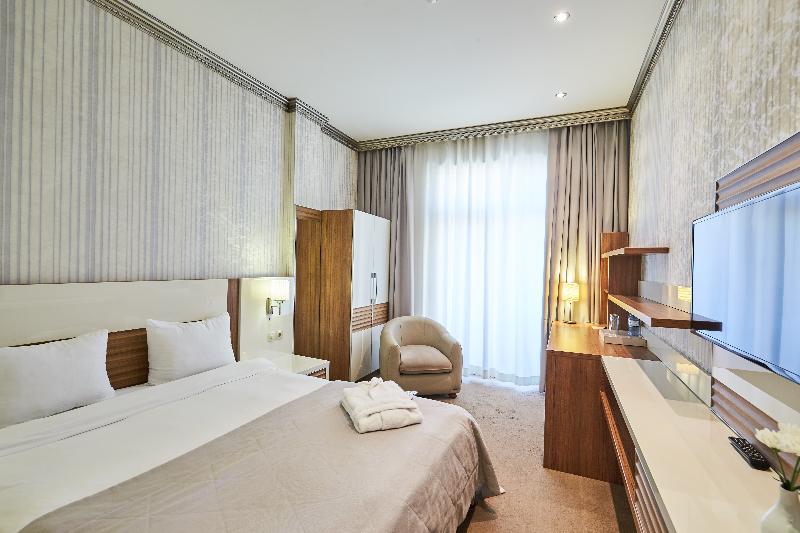 Boulevard Side Hotel - Oda