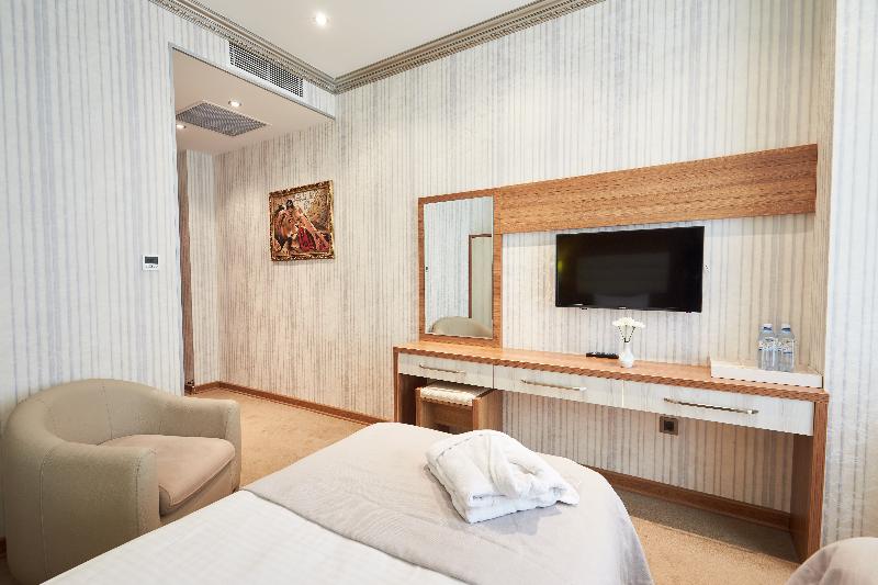 Boulevard Side Hotel - Oda