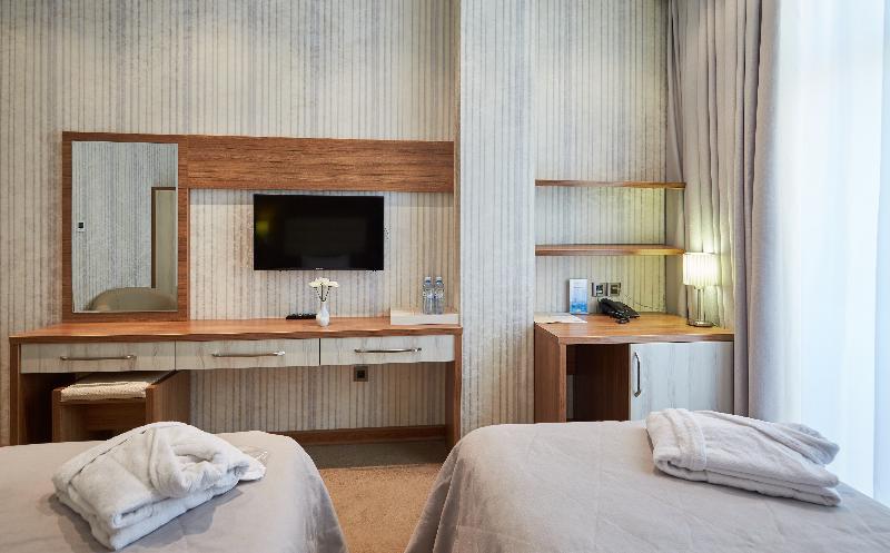 Boulevard Side Hotel - Oda