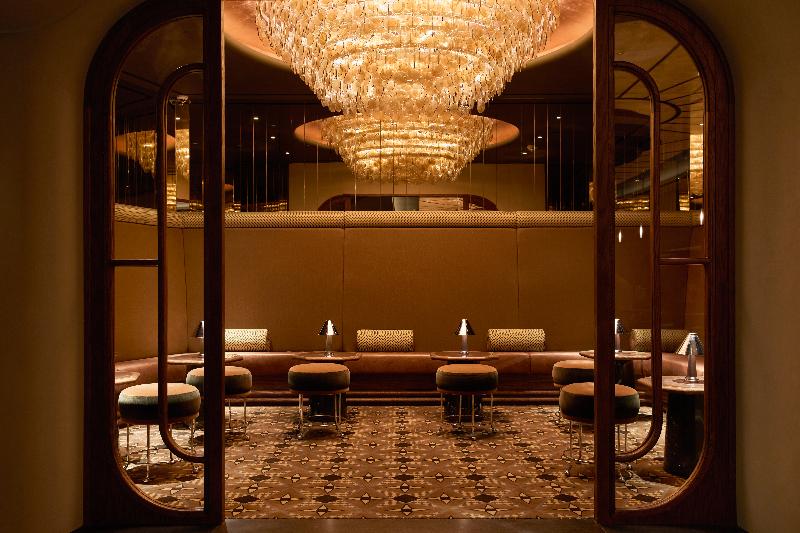 The Newman - Bar