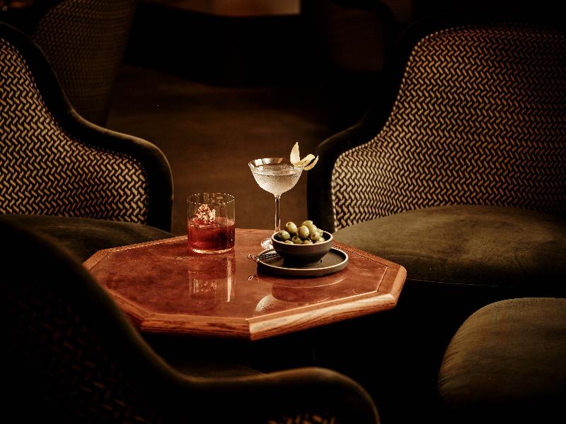 The Newman - Bar