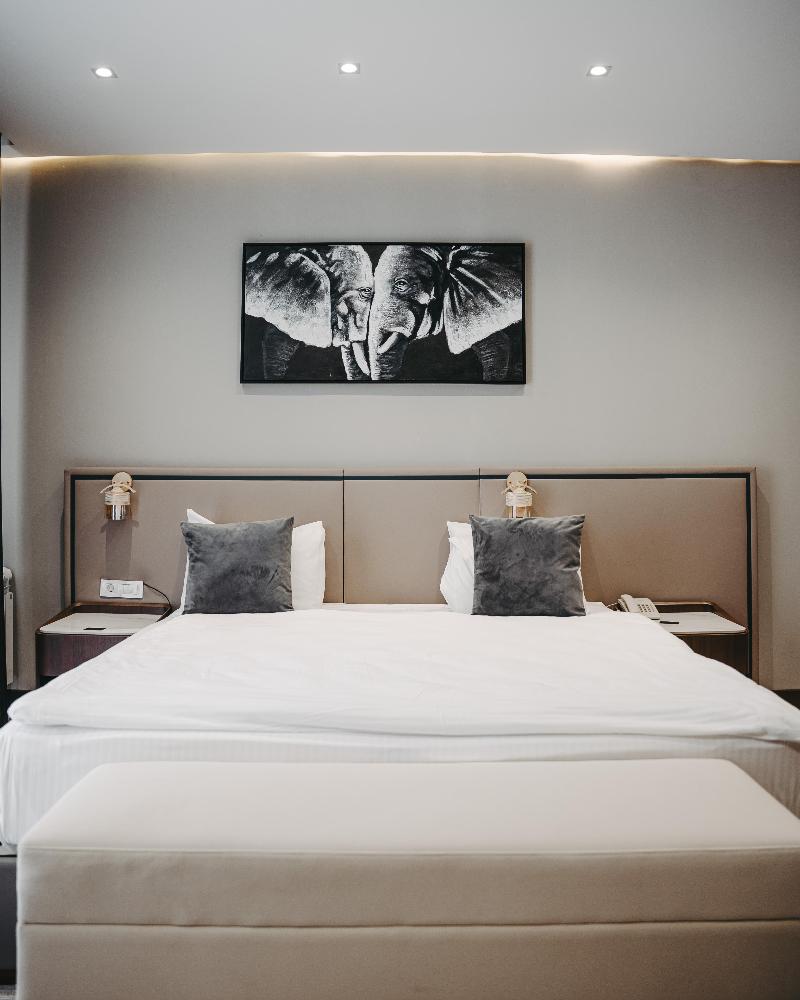 Port Marine Hotel By Hollywood - Oda