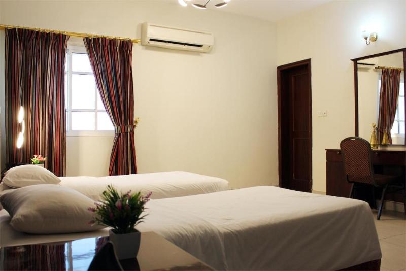 Sahara Hotel Apartments - Genel