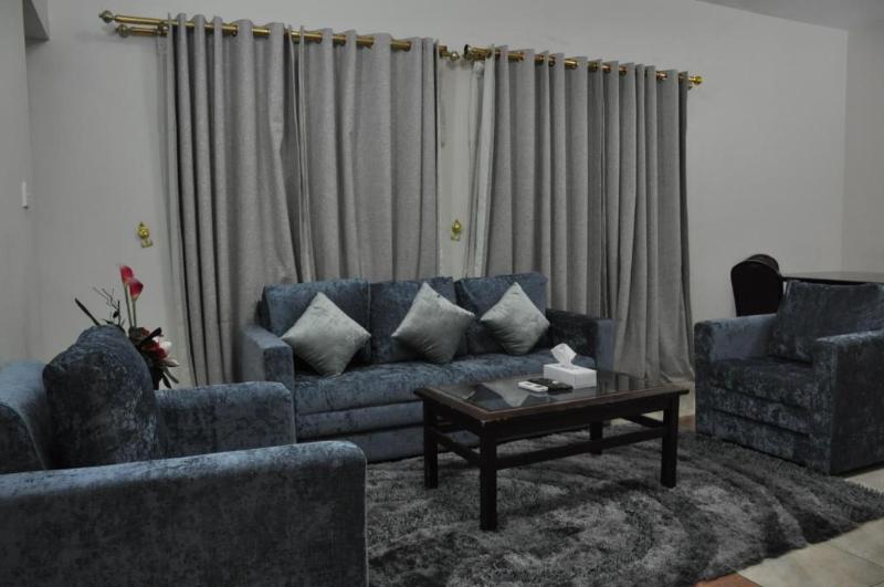 Sahara Hotel Apartments - Genel
