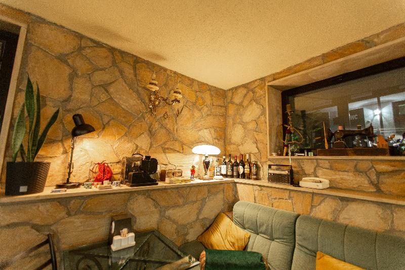 Hotel History - Bar