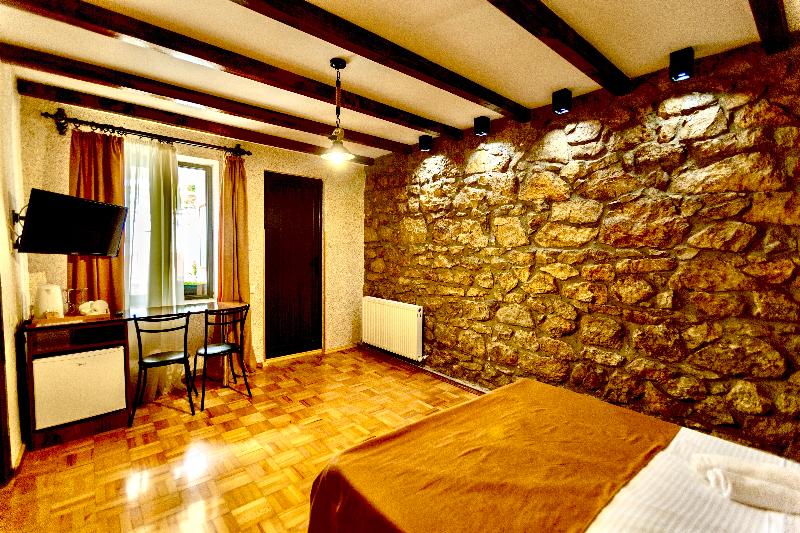 Hotel History - Oda