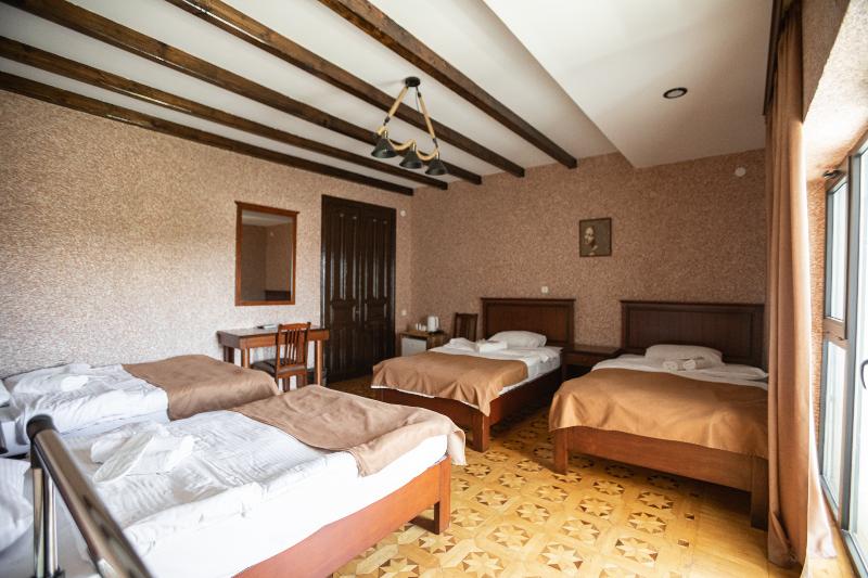 Hotel History - Oda